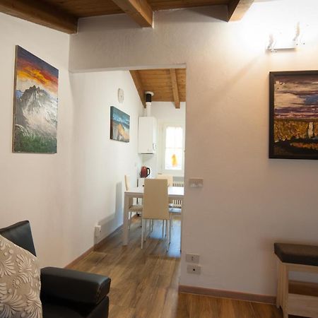Il Borgo Appartamento Luca Parma Bagian luar foto
