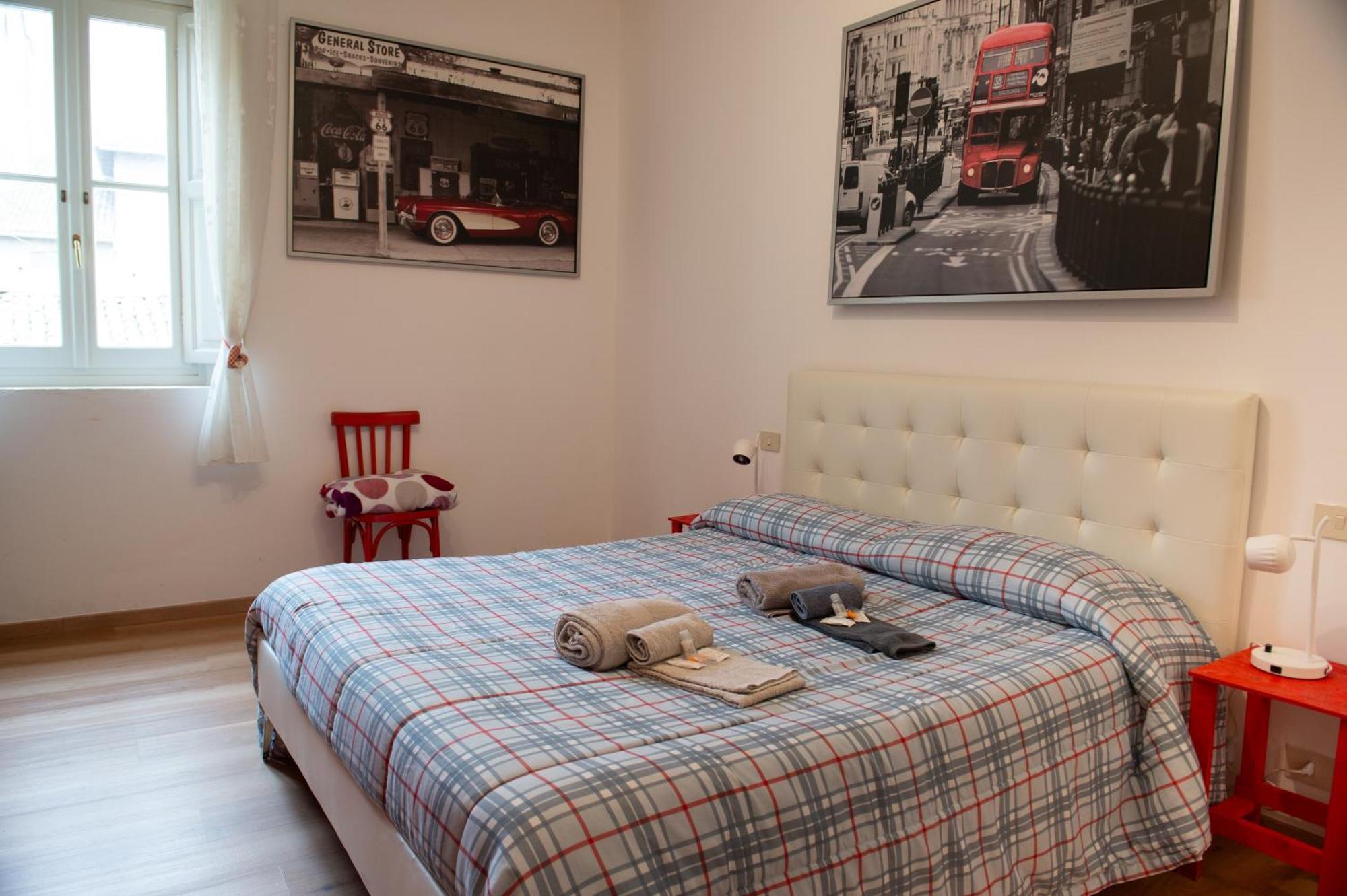 Il Borgo Appartamento Luca Parma Bagian luar foto